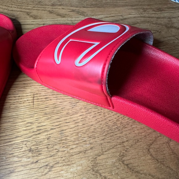 Red Champion Slide Sandals Size 9 Ladies - Picture 4 of 7